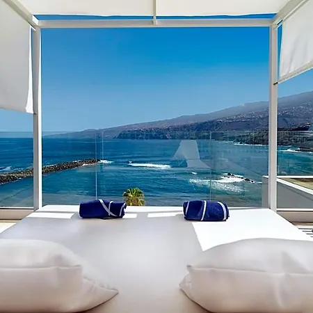 H10 Tenerife Playa Hotel 4*